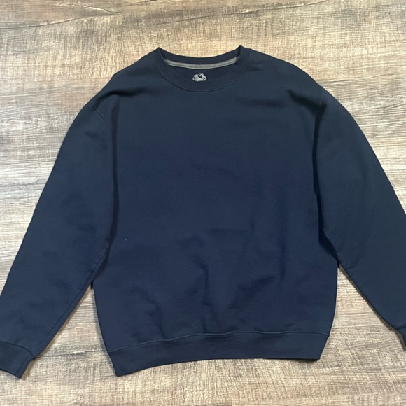 Fruit of the Loom Other - Fruit of the Loom navy blue sweater